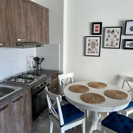 Designer 1 Bedroom Sea View Long Beach *